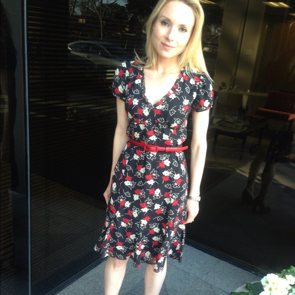 Sold in bundle to @deborahobrien - Picture 2 of 3