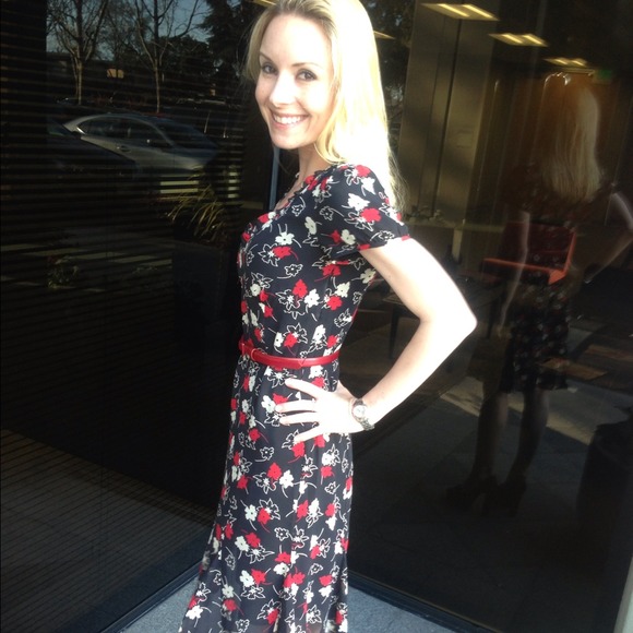 Sold in bundle to @deborahobrien - Picture 3 of 3