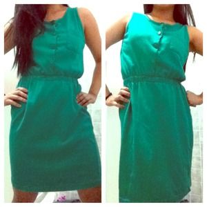 ❌❌SOLD❌❌ Fab green dress!