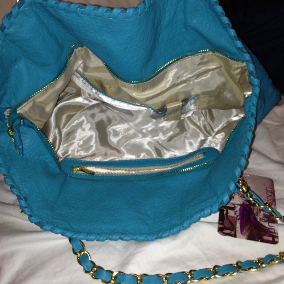 Amrita Singh collection - Picture 2 of 3