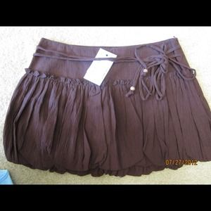 ⚡SALE⚡NWT Guess skirt -Size S