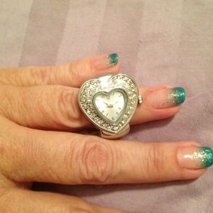 💵⬇️Just Reduced⬇️Ring watch