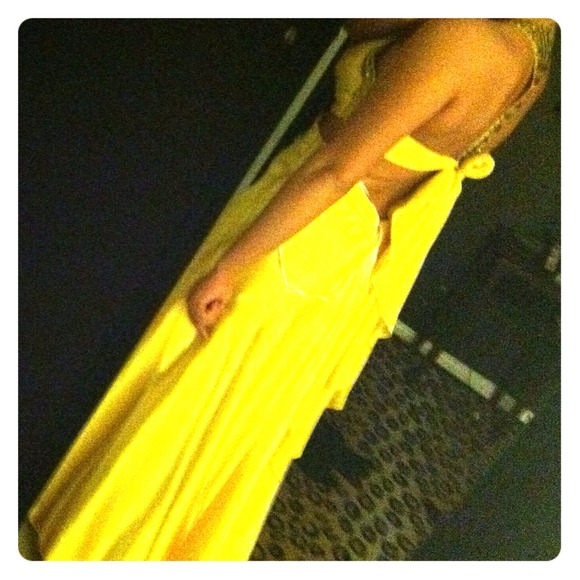 Formal bell yellow sequence dress