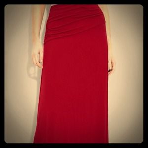 NWT beautiful red Bobeau asymmetrical maxi skirt S