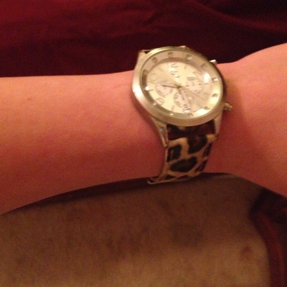 Cheetah watch - Picture 2 of 2