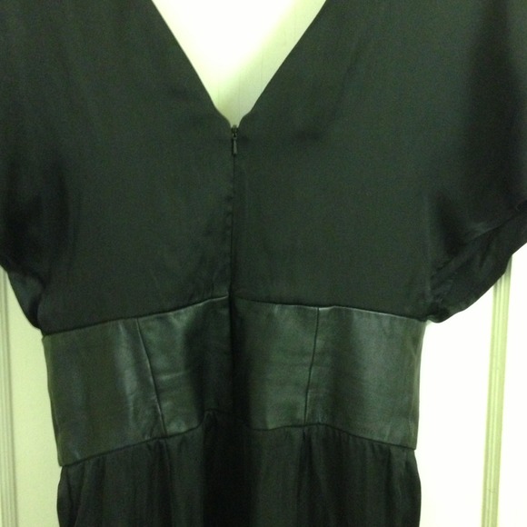 Bebe jumper size M - Picture 3 of 3