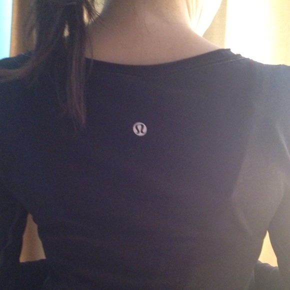 Sold ⬇Fabulous Lululemon Shirt⬇ bundled - Picture 3 of 4