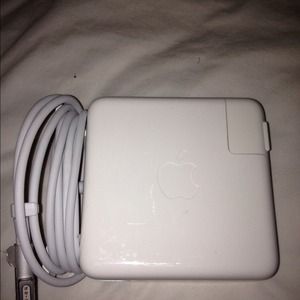 Like new Authentic MacBook charger