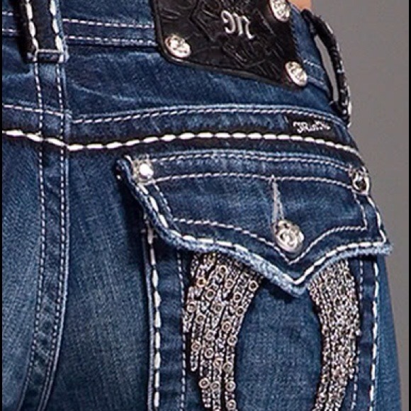 SOLD - Picture 4 of 4