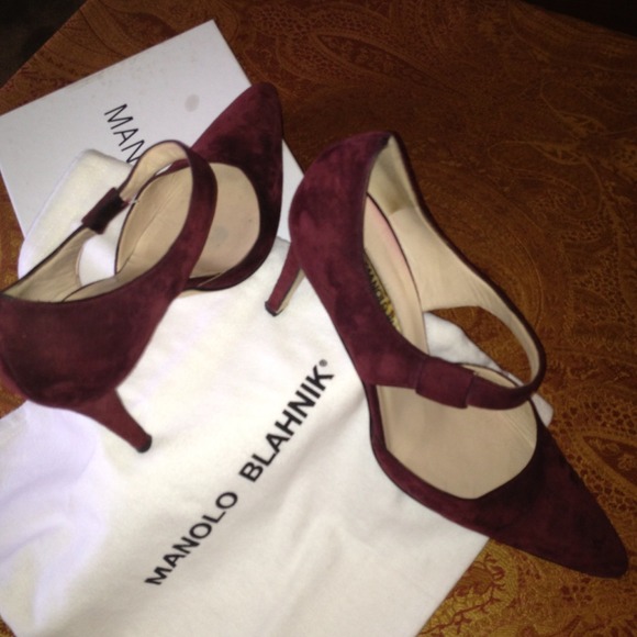 ❌SOLD❌Manolo Blahnik Stilettos❌SOLD❌ - Picture 2 of 4