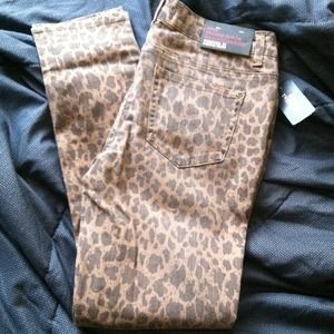 NWT Leopard Skinnies from F21 !!!!!! Reserved!!!!!