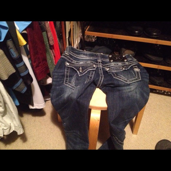 Miss me straight leg wash.  Diamond studs! - Picture 3 of 4