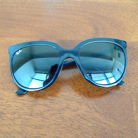 Ray Ban oversized sunglasses!