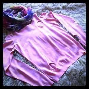 Vermani light weight pink top with cute cutouts