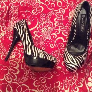 Zebra Stilettos!