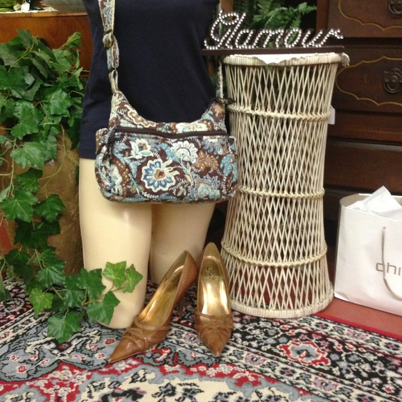 Authentic Vera Bradley Retired Blue Maggie