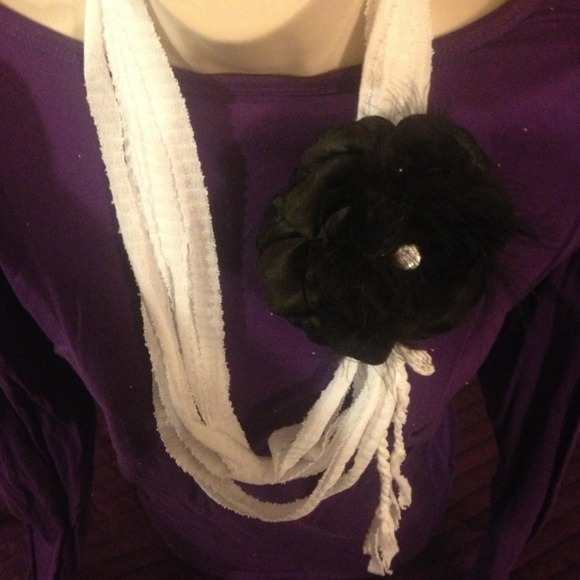 FABRIC NECKLACE - Picture 2 of 3