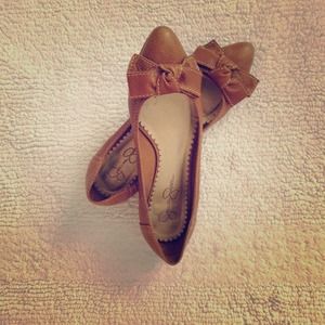 Jessica Simpson bow flats