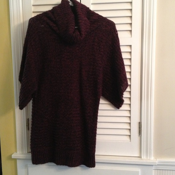 Scoop neck sweater