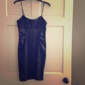 The perfect little black dress!