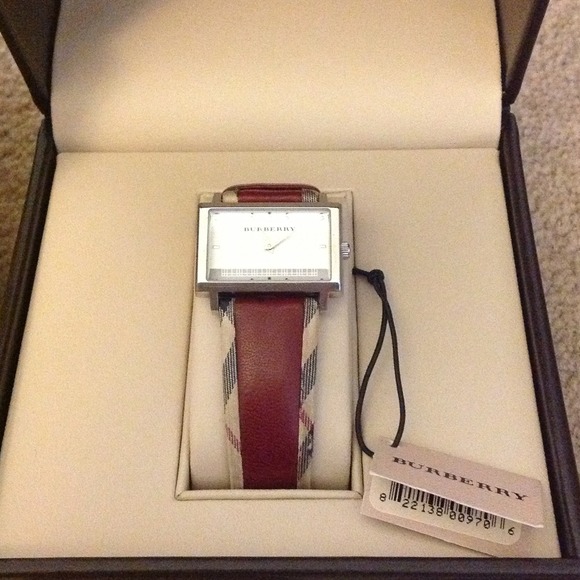 100% Authentic Burberry Watch main image 4