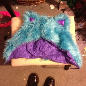 Blue/purple fuzzy hat