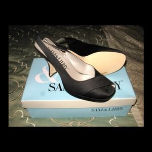 NIB Sam & Libby Black Satin Evening Sling, Size 8M