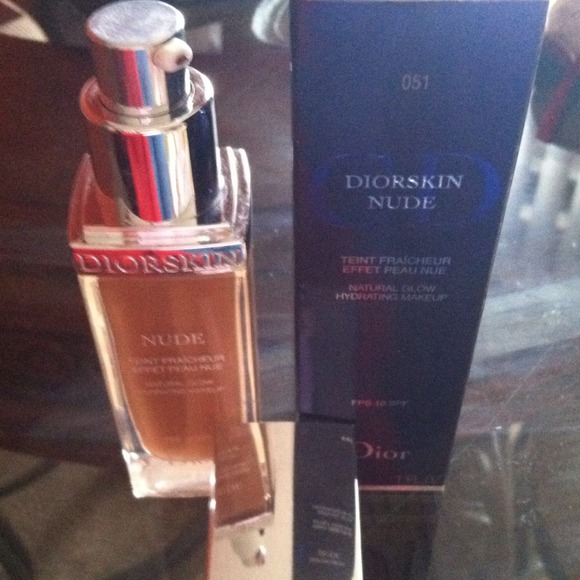 Diorskin Nude Skin Foundation 51