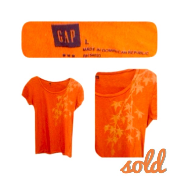 ⬇Final reduce!!!!!! GAP fall leaves tee