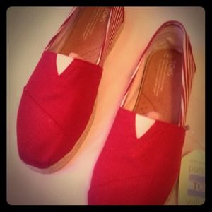 Red Toms