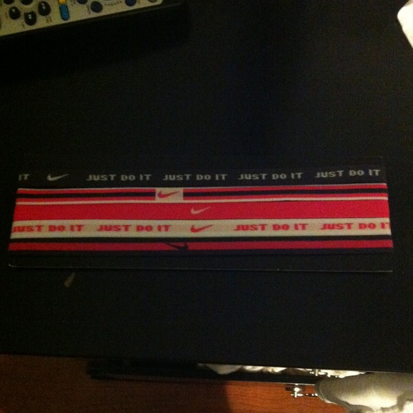 Nike headbands