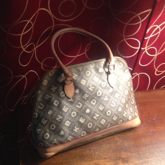 Dooney Bag... Bundled As-IS