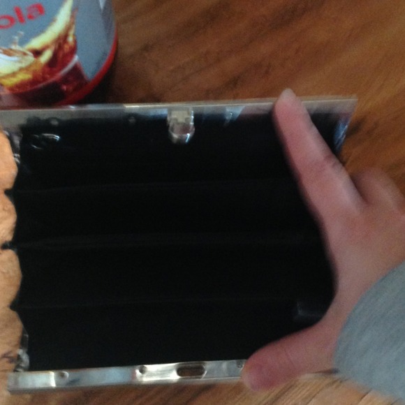 Wallet - Picture 2 of 2