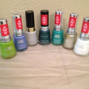 Never used Revlon nail polish bundle