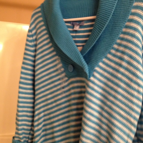 Shawl collar sweater, excellent for spring !