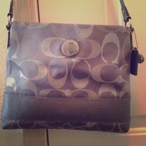 Reserved! Authentic Coach cross body purse!