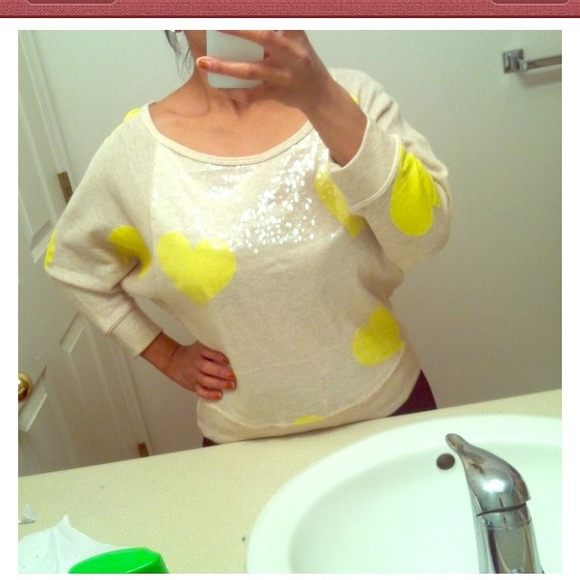 Sold to @nidagetsemail :)