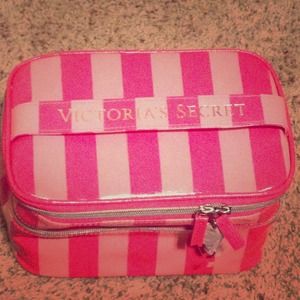 NWOT!! Victoria's Secret bag!