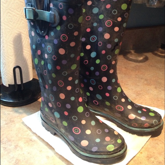 Sz 5 rain boots