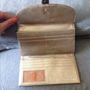 Kathy Van Zeeland Clutch/wallet