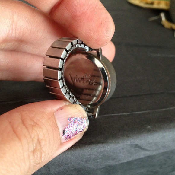 ⛔Sold⛔Hello kitty watch ring - Picture 3 of 3