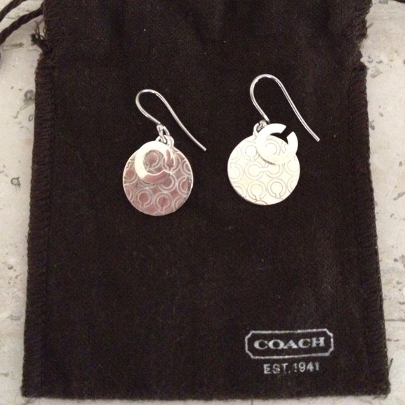 ❌ SOLD ❌ Coach Sterling Silver C's Earrings CUTE!
