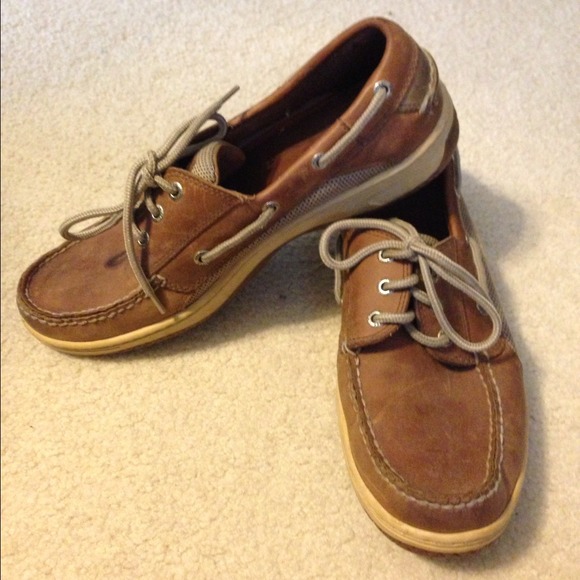 ON HOLD! Men's Dark Brown Leather Sperrys