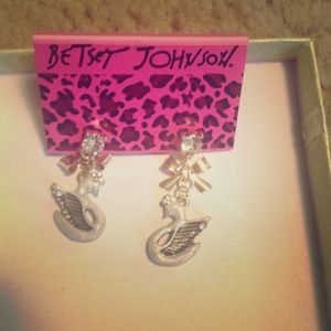 Betsey Johnson earrings!
