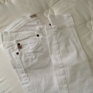 White denim straight leg jeans size 5