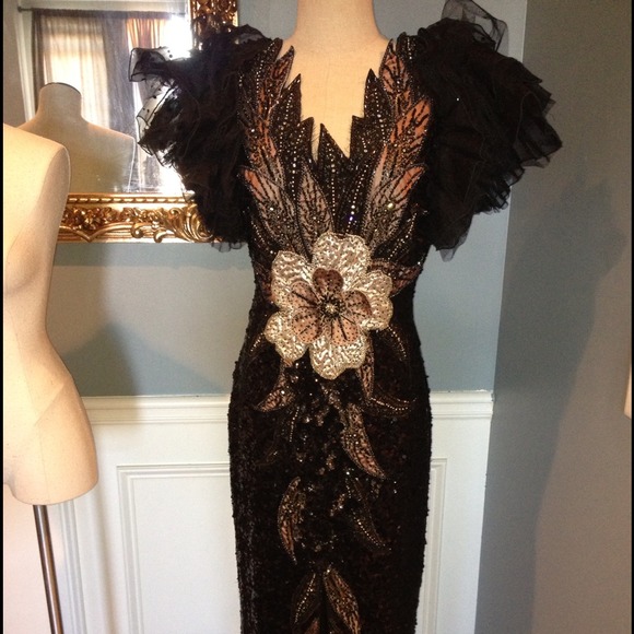 Dresses & Skirts - HOLD! 🌟Black Formal