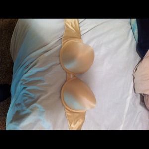 Strapless Bra!