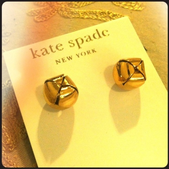 Traded-Kate Spade posts