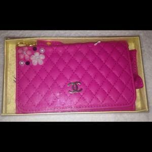 iPhone 4 / 4s wallet/case :)