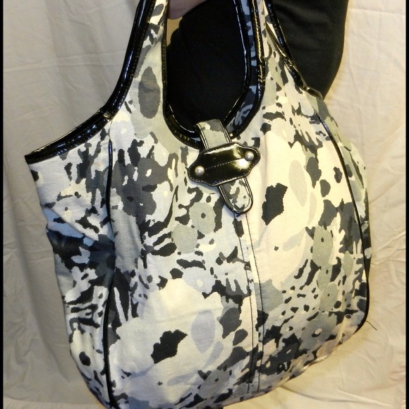 ❌SOLD IN BUNDLE❌ Flower Tote